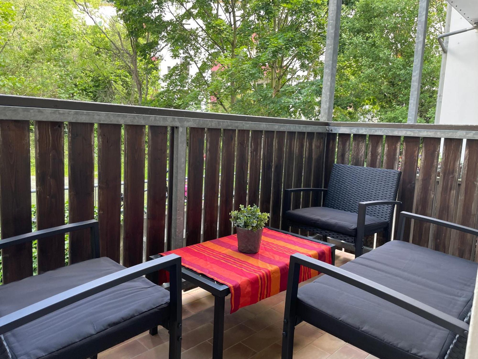 Apartment Parkside C 66 Naehe Zoo, Messe, City, Bmw, Porsche